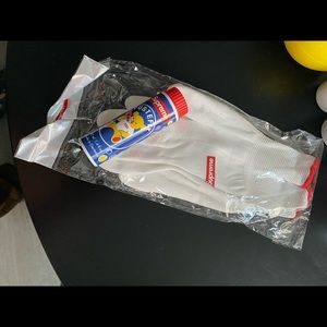 Supreme workman gloves with free bubbles from supreme